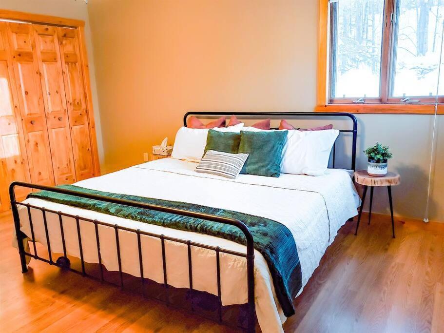 Fall Getaway Resort-3 King Suites, Dog-Friendly Seeley Luaran gambar